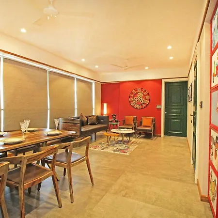 Theory9 Premium Service Apartments Khar Mumbai Exterior photo